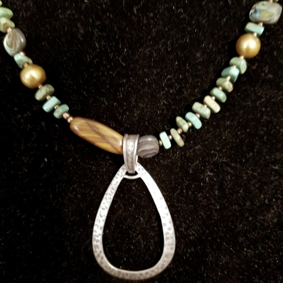 Silpada Beaded Necklace Sterling Hammered Pendant - Picture 3 of 3